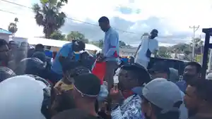 Demo-di-Labuan-Bajo-NTT.jpg