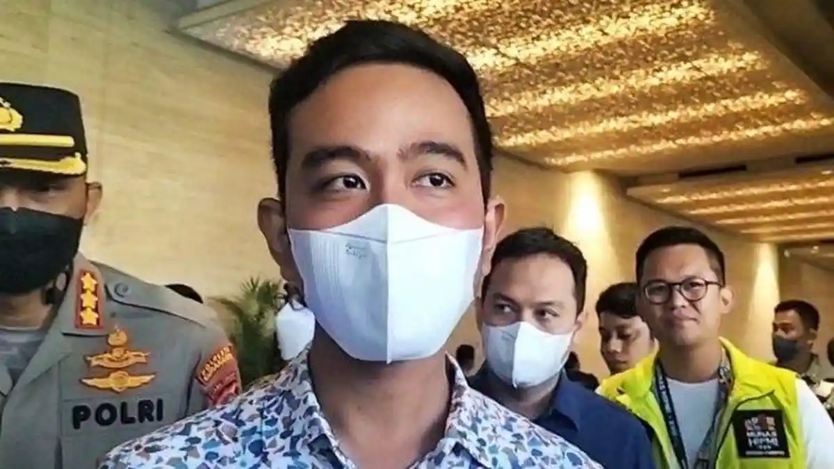 ISI Obrolan Gibran dengan Airlangga di Solo, Tak Bahas Soal Cawapres Prabowo