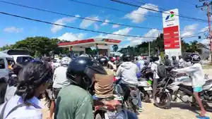 BBM-Jadi-Buah-Bibir-di-Rote-Ndao.jpg