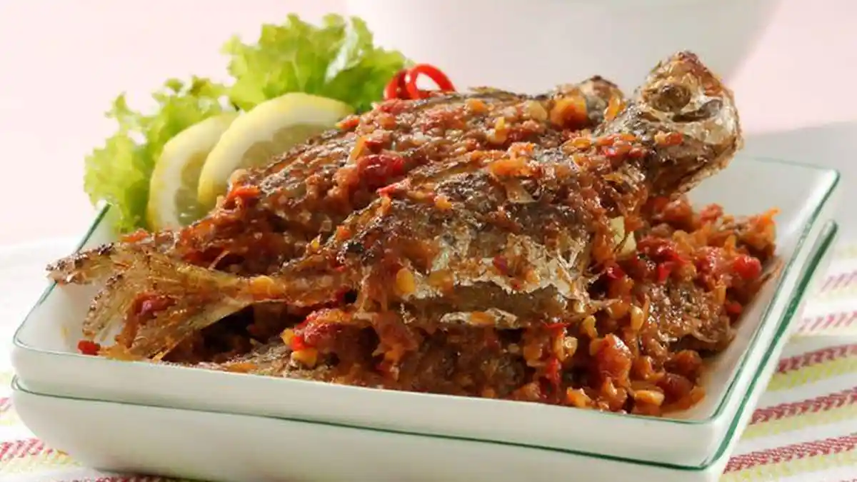 Gurih dan Pedasnya Resep Tumis Ikan Selar Goreng Ini Bikin Perut Langsung Keroncongan
