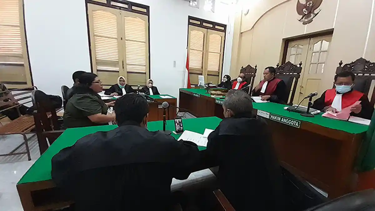 PELIHARA dan Jual Hewan Dilindungi, Anak Buaya hingga Sanca Hijau, Dua Pria di Medan Diadili