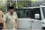 Presiden-RI-Prabowo-Subianto-menjenguk-para-korban-tabrakan-kereta-di-Bekasi.jpg