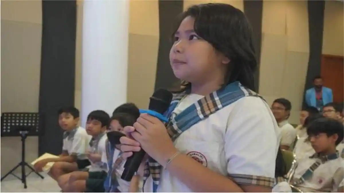 Service Learning Stop Bullying, Sayangi Teman oleh Mahasiswa Universitas Kristen Maranatha Bandung