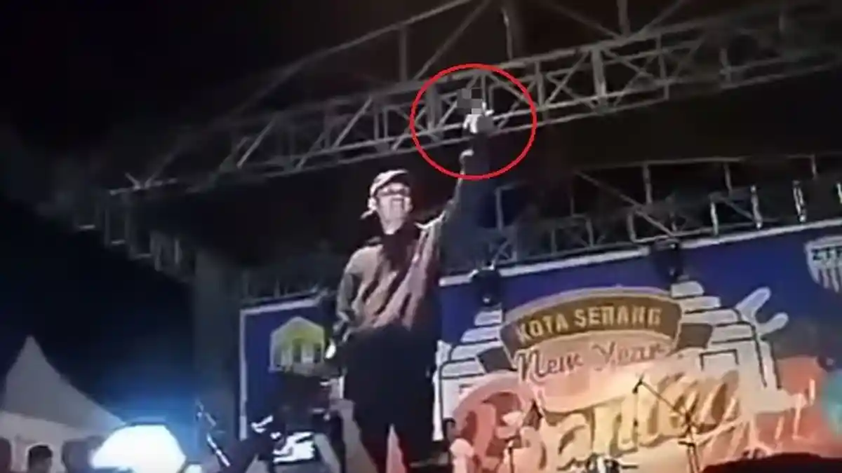 Beredar Rekaman Video Rapper Young Lex Memaki Penonton Saat Manggung di Serang