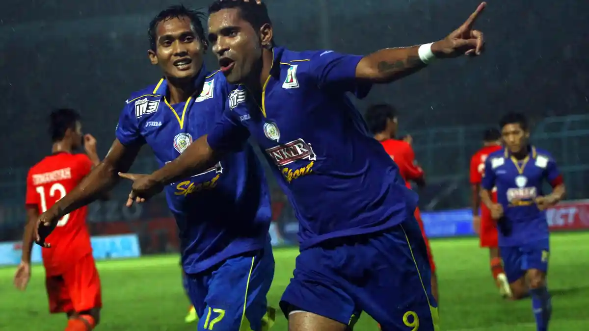 Berikut Perjalanan Persib dan Arema ke Final IIC