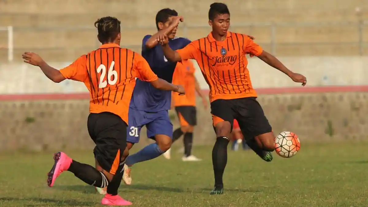 Anjar Jambore Akui Dua Gol Jabar Murni Kecerobohan Pemain Jateng