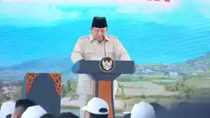 Prabowo-Subianto-meresmikan-Kelembagaan-Koperasi-DesaKelurahan-Merah-Putih.jpg