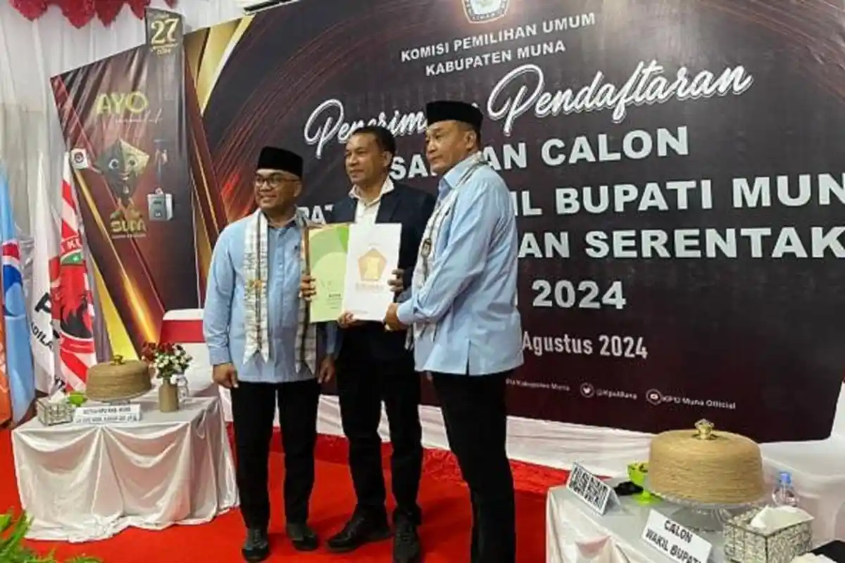Rajiun-Purnama Resmi Daftar Pilkada Muna di KPU, Disusul Bachrun-Asrafil 28 Agustus, Rahman-Awal 29