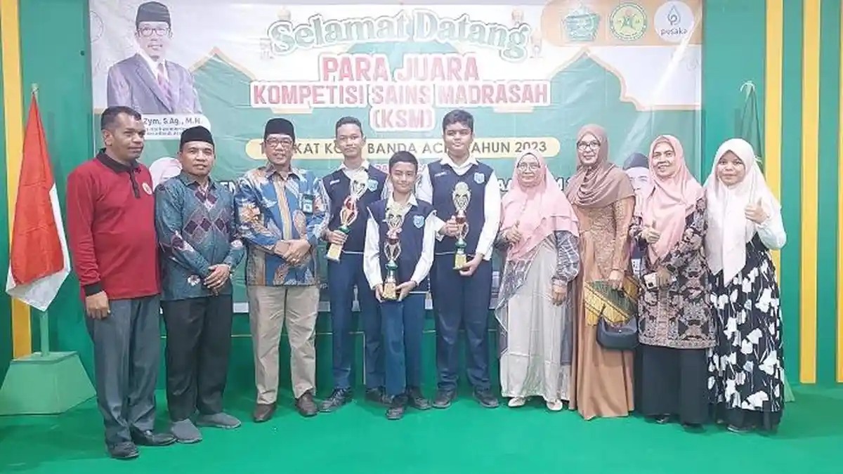 SMPN 6 Banda Aceh Sabet Juara Umum pada Ajang KSM