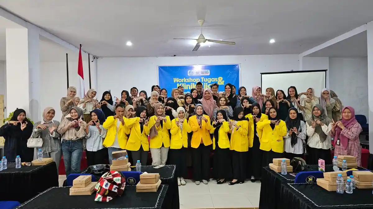 44 Mahasiswa UT di Majene Dapat Bimbingan Workshop Tugas dan Klinik Ujian