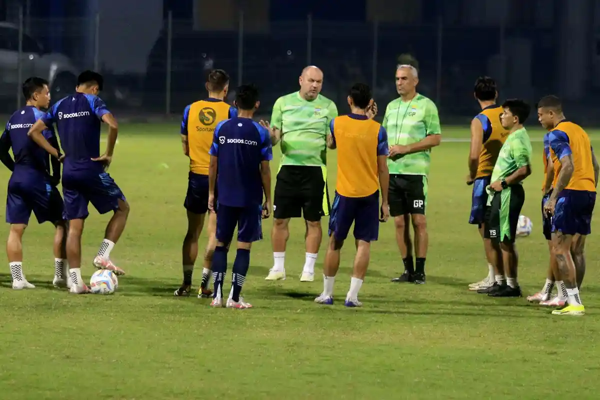 Kabar Terbaru Persib, Stefano Beltrame dan Nick Kuipers Cedera, Bojan Langsung Liburkan Pemain