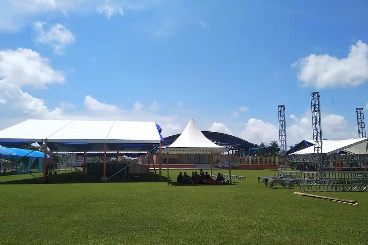 H-2, Persiapan HUT ke-59 Barru di Lapangan Sumpang Binangae Sudah 80 Persen