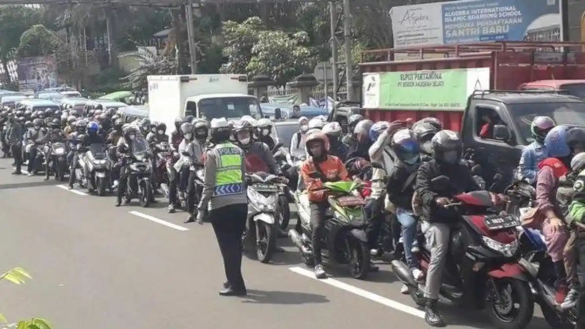 Satlantas Polres Bogor Berlakukan One Way dari Arah Puncak ke Jakarta pada Minggu Siang