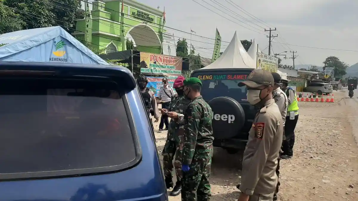 Tim Gugus Tugas Pantau Pergerakan Para Pengendara Keluar-Masuk Kota Bandar Lampung