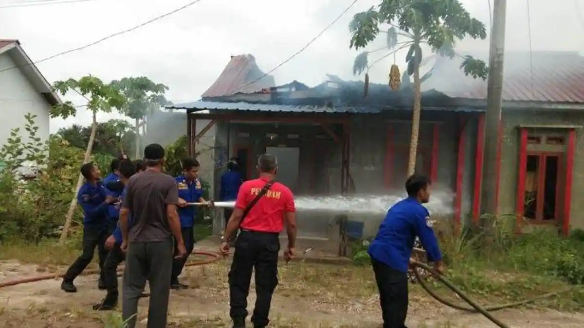 2 Rumah Terbakar di Subulussalam, Tiga Sepeda Motor Ikut Hangus