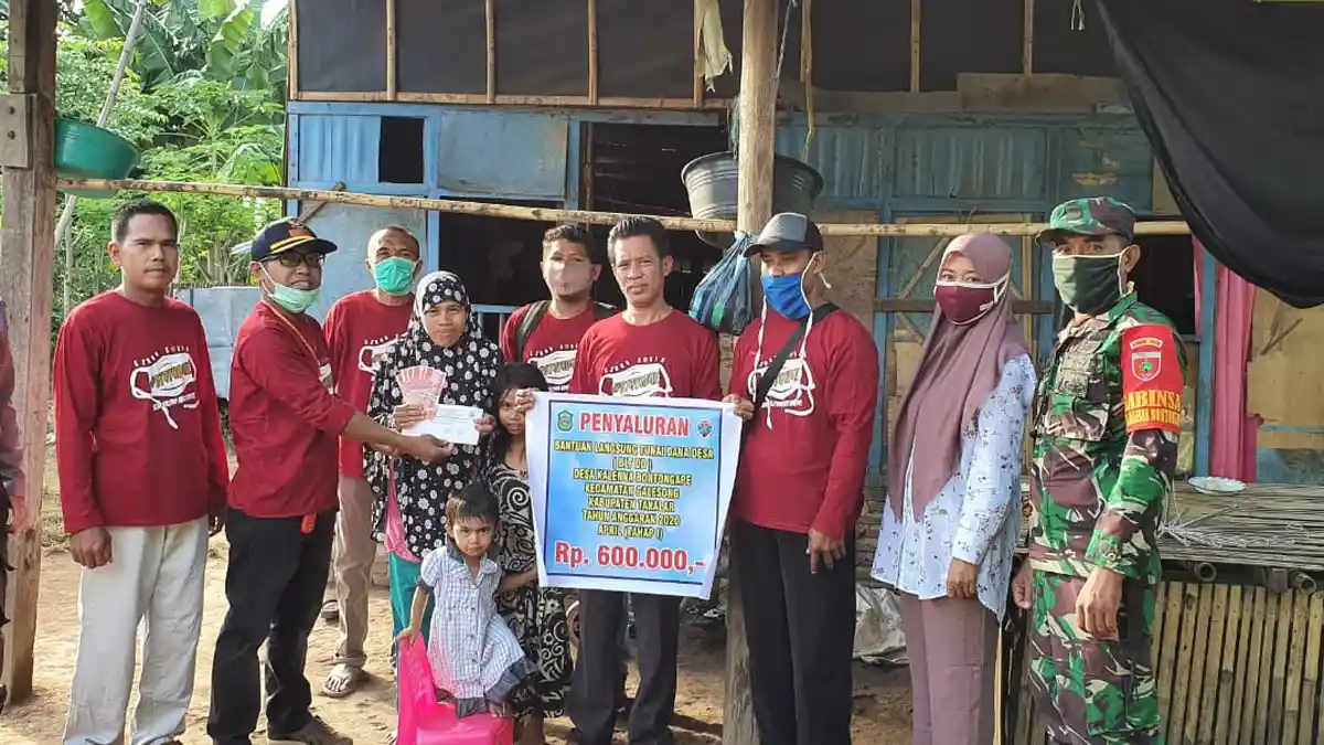 Pemdes Kalenna Bontongape Takalar Salurkan Bantuan BLT DD Tahap I