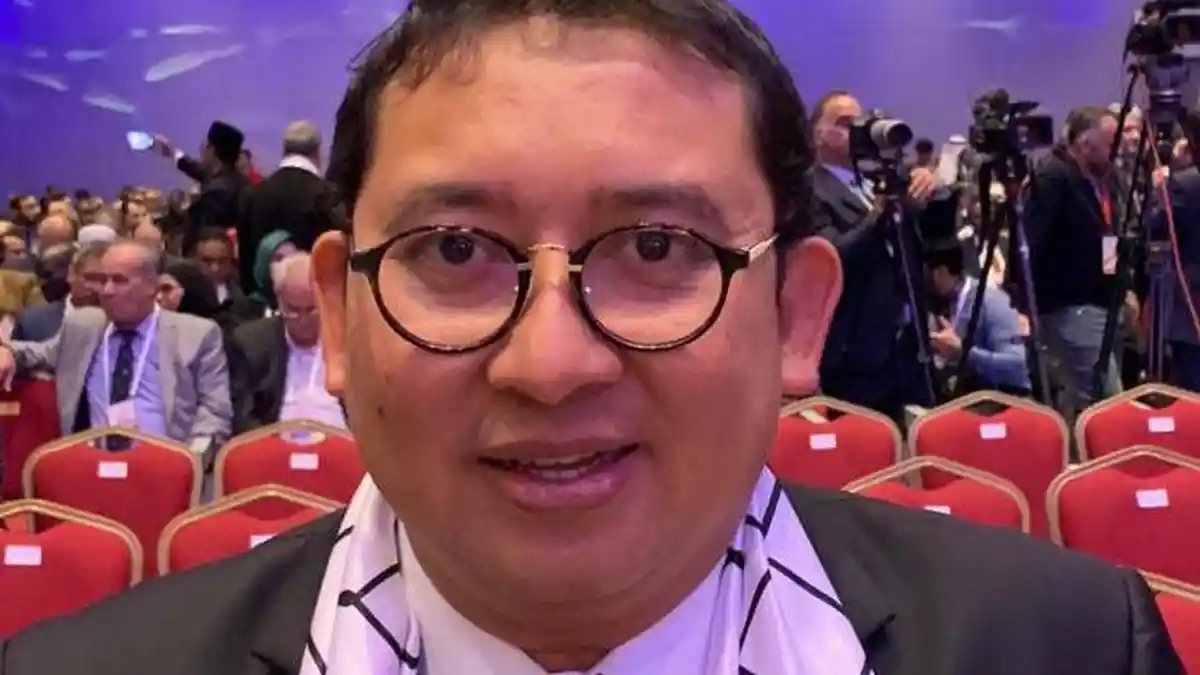 Fadli Zon Tegaskan Takkan Minta Maaf Soal Puisi Doa yang Ditukar: Mbah Maimun Kan Bukan Penguasa
