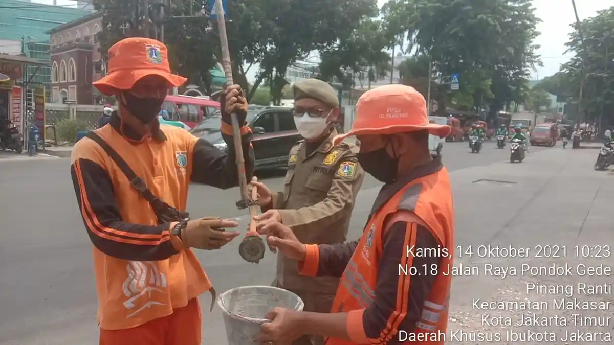 Sepekan Operasi Ranjau, Satpol PP Jaktim Temukan 4,5 Kg Paku