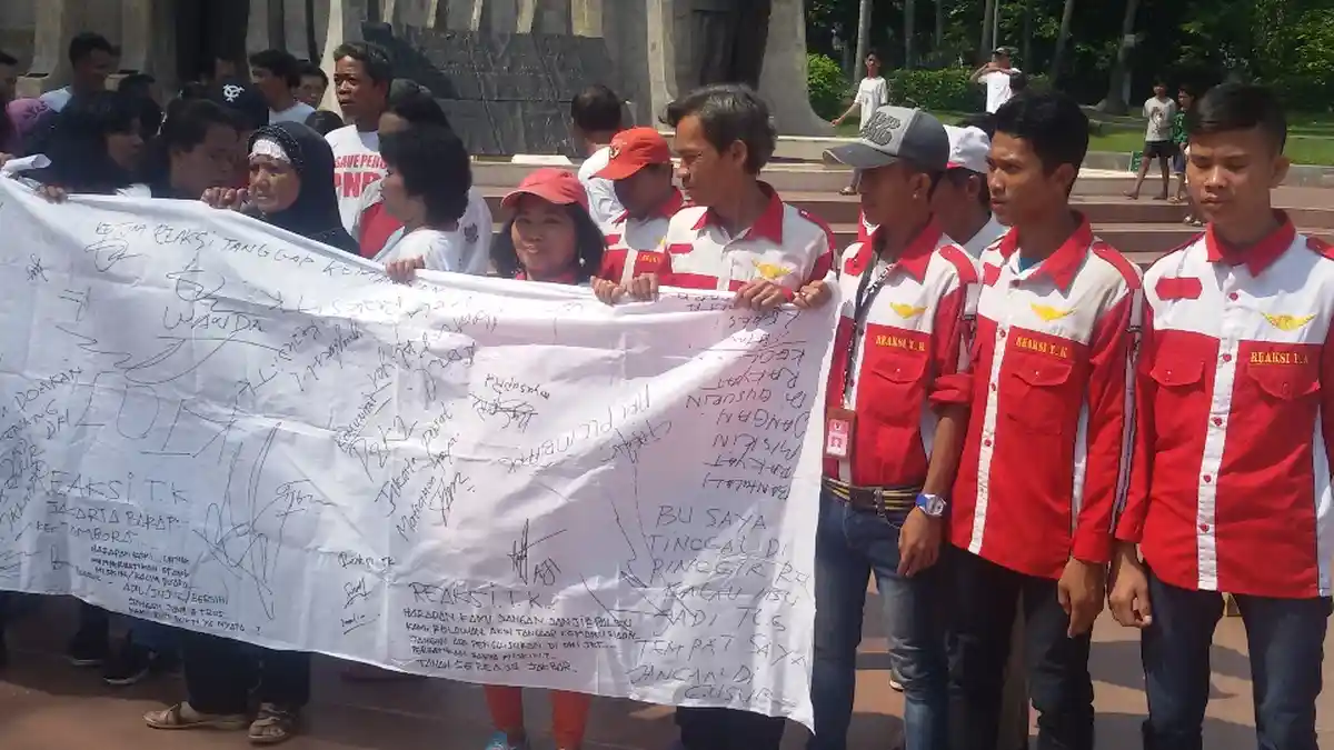 Pendukung Hasnaeni ''Wanita Emas'' Minta Risma Penuhi Janji