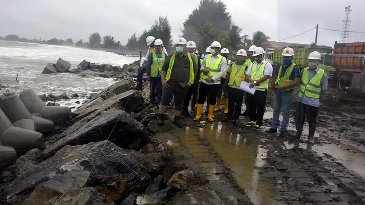Pemerintah Pusat Komit Tuntaskan Proyek Tanggul Pengaman Pantai di Meulaboh
