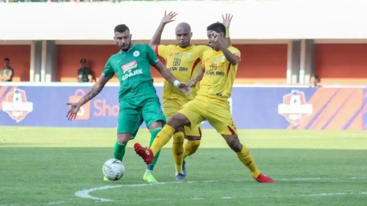 PSS dan PSM Sama-sama Kehilangan Dua Pilar Lokal. Striker Asing Tuan Rumah juga Meragukan