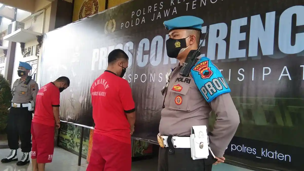 Nekat Jual Sertifikat Vaksin Covid-19 Palsu, 2 Pemuda di Klaten Ditangkap Polisi