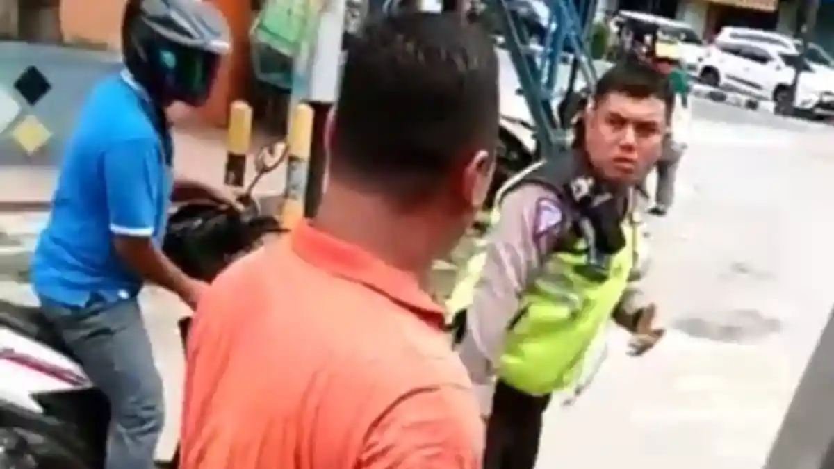 Nasib Oknum Polisi yang Berhentikan Ambulans di Tebing Tinggi Medan Dipecat dari Satlantas