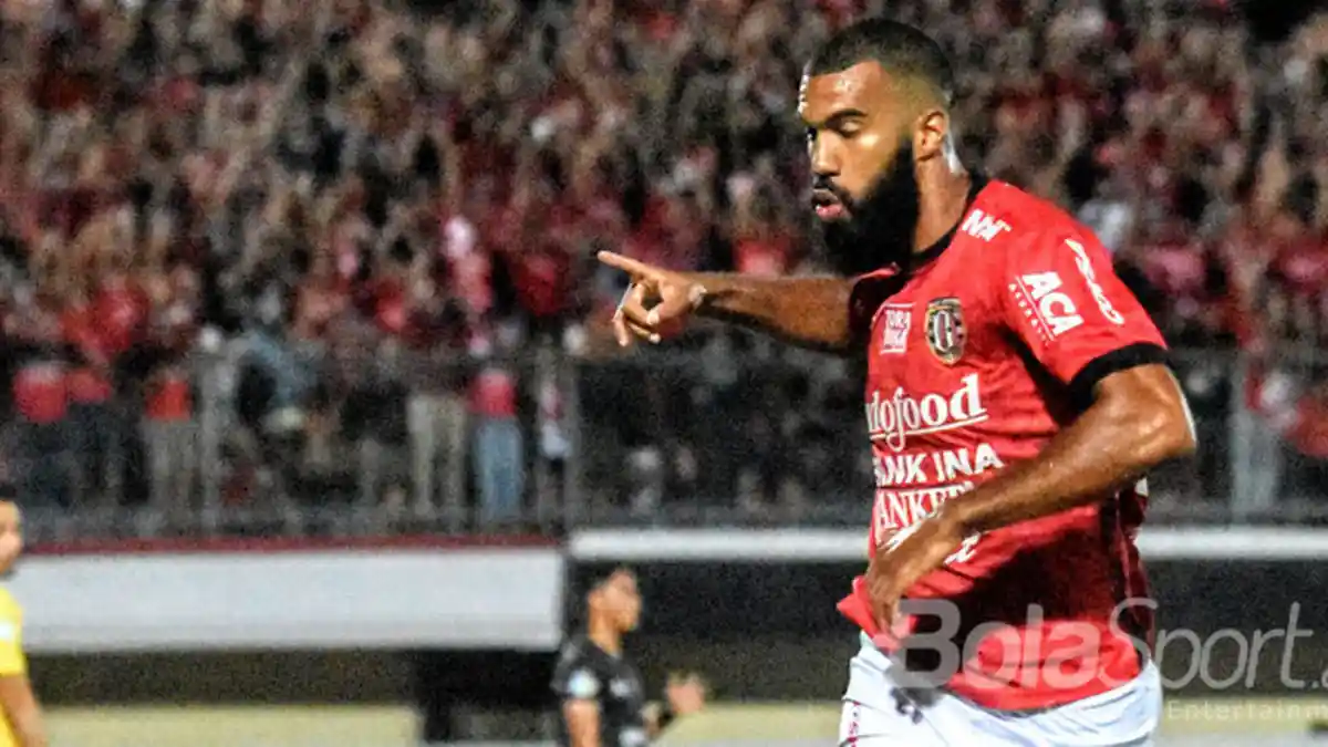 Super Comvalius Sedikit Keluhkan Kondisi Lapangan Barito Putera