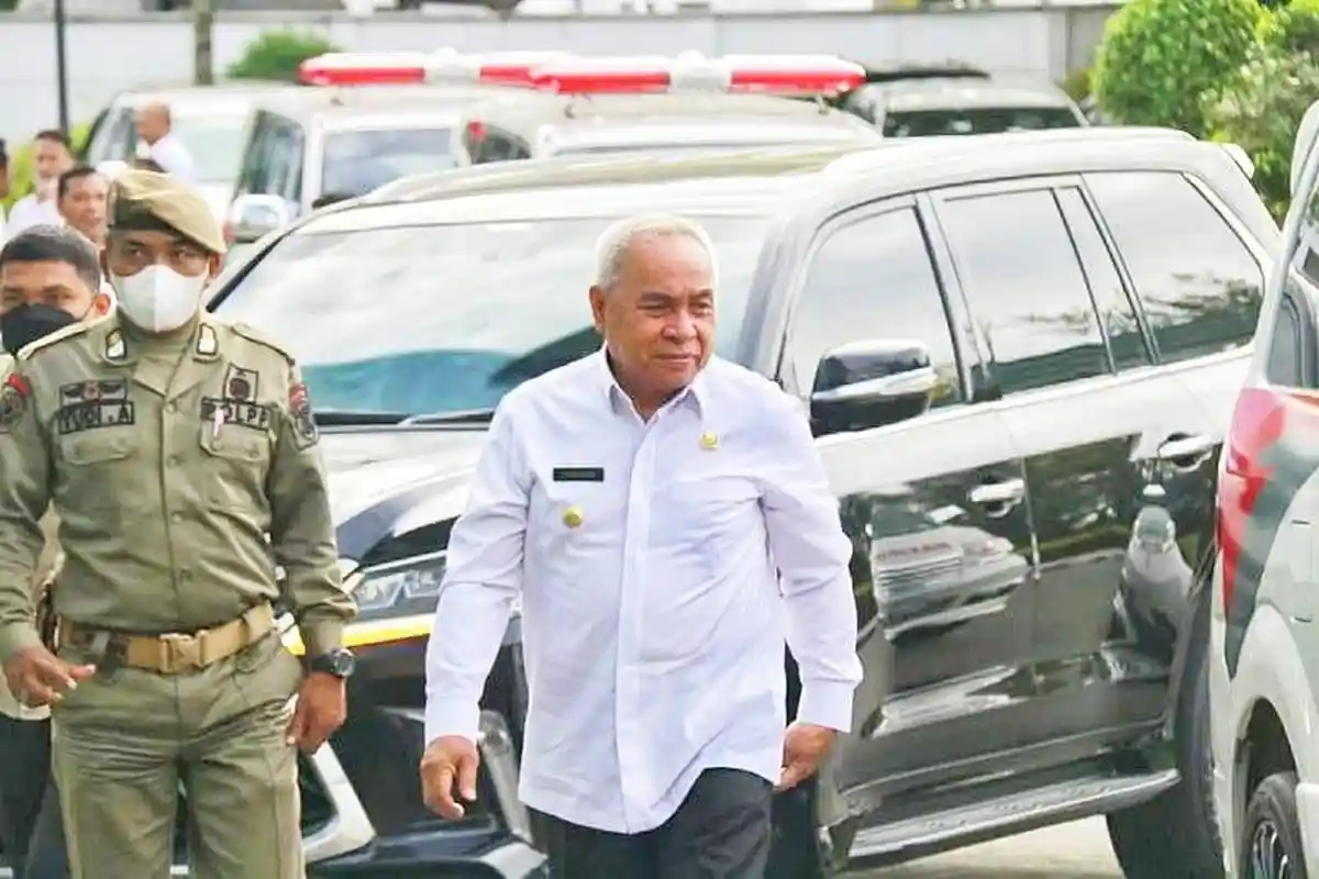 Isran Noor Terbitkan Surat Edaran untuk ASN Terkait THR dan Bingkisan Lebaran