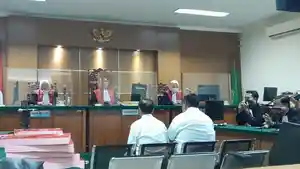 Sidang-Kasus-korupsi-Pelabuhan-Warnasari.jpg