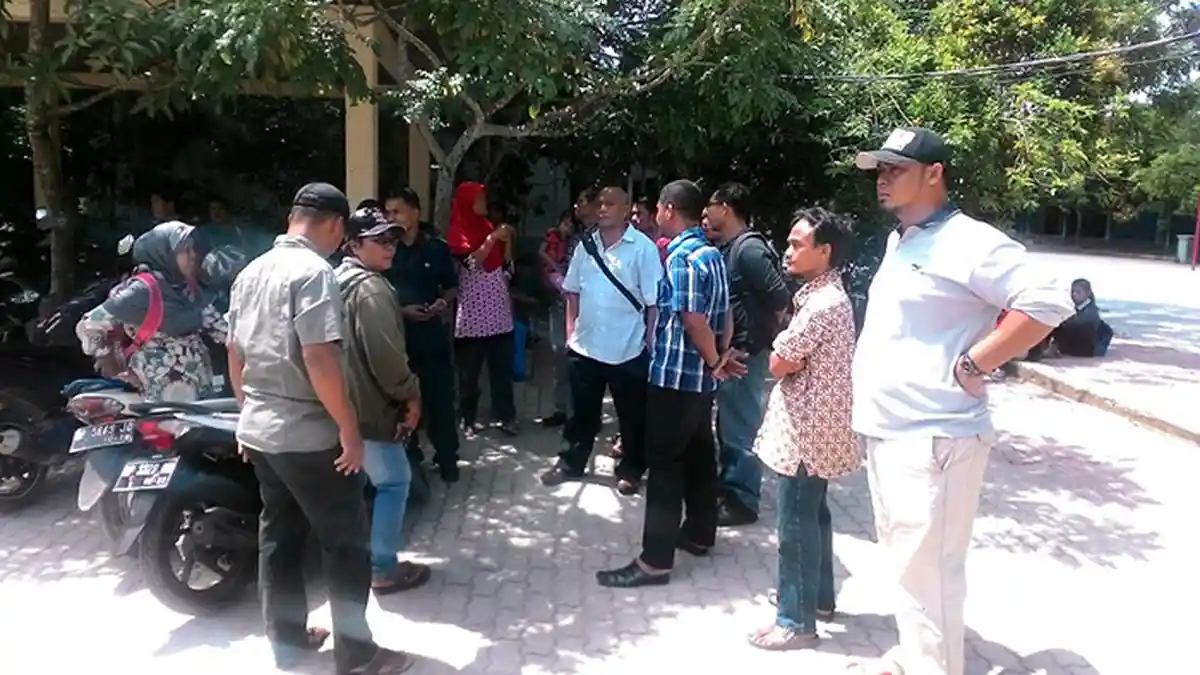 Anggota DPRD Batam Bantah Titipkan Anak di SMP 25 Batam