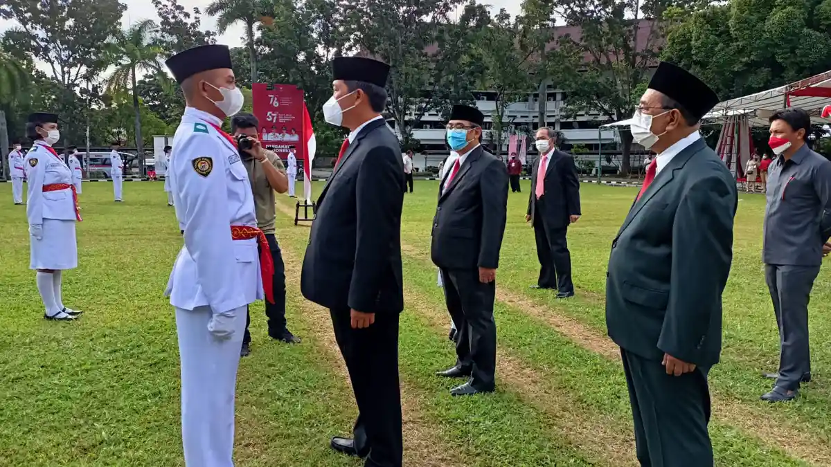 Wagub Steven Kandouw Kukuhkan 28 Paskibraka Sulut, Siap Bertugas di Hari Kemerdekaan Ke-76 RI