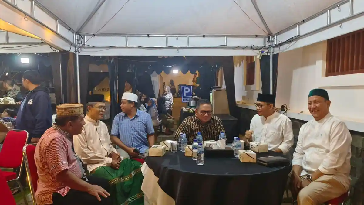 Wali Kota Gorontalo Marten Taha Tutup Bazar Ramadan Bank Sulutgo