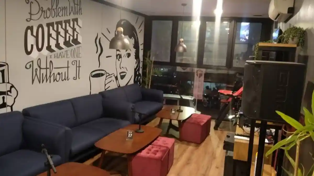 Non Kitchen & Coffee, Kafe Cozy Berdesain Klasik Modern yang Cocok untuk Milenial