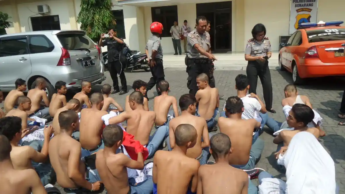 Siswanya Suka Tawuran, Dinas Pendidikan DKI Tinjau Ulang Izin Operasional 3 Sekolah Ini