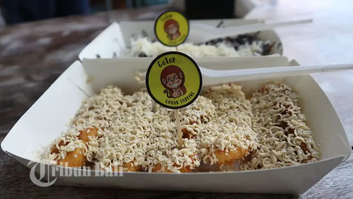 Wow, Sensasi Unik Pisang Goreng Dengan Aneka Topping Penggoda Rasa