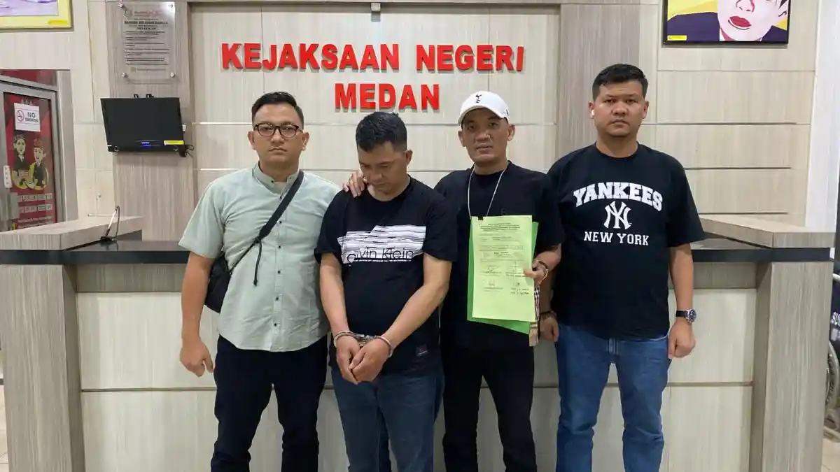 Tampang Terpidana Kasus Asusila yang Kabur Melawan saat Diamankan Kejaksaan