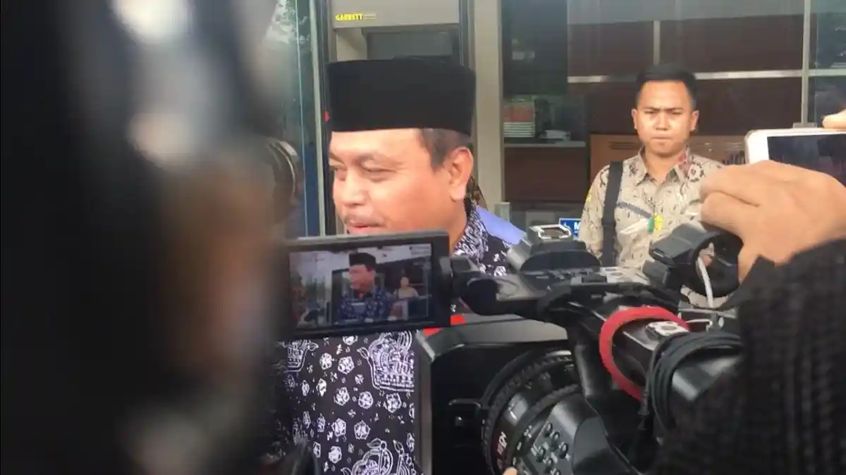Diperiksa Penyidik KPK, Ketua DPRD Jambi Bantah Minta Uang 'Ketok Palu'
