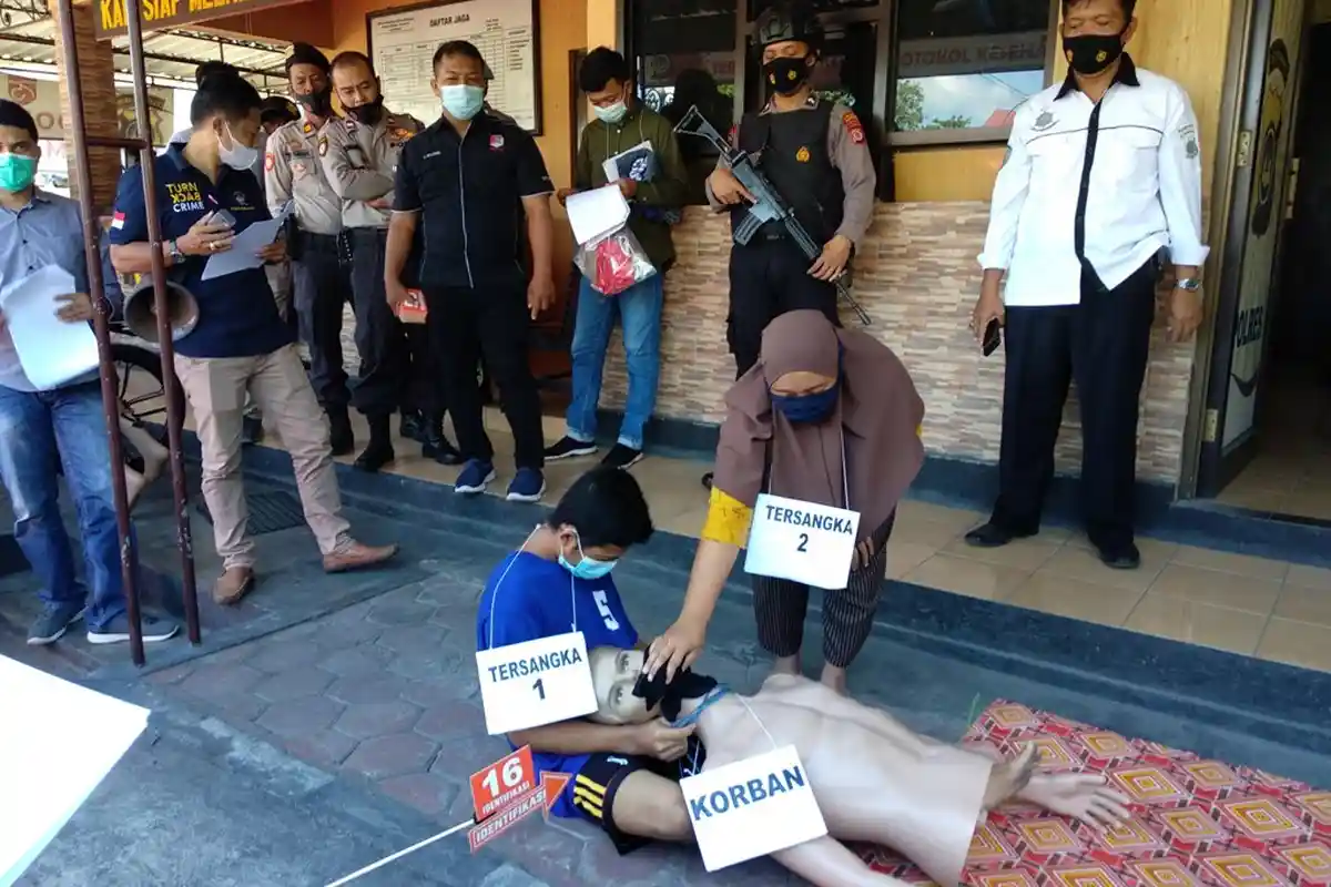 Sadis, Setelah Bunuh Suami, Wanita Ini Masih Sempat Makan Sate dengan Selingkuhannya