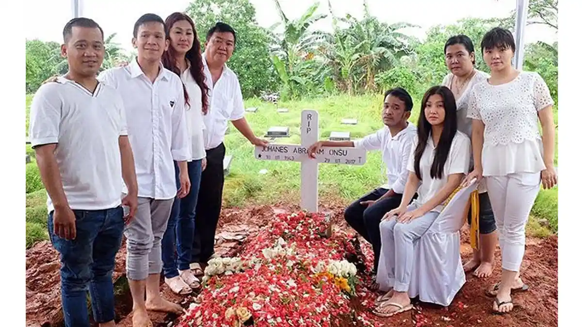 Instagram Ruben Onsu - Jenazah Ayah Sudah Dikebumikan, Suami Sarwendah Ucapkan Terima Kasih