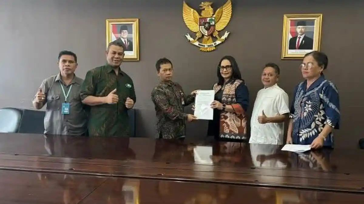 DPRD NTT Serahkan Usulan Gubernur dan Wagub NTT Terpilih ke Presiden