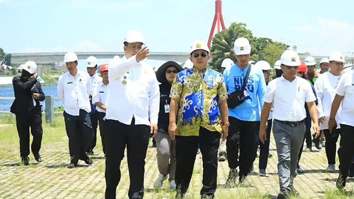 Bupati Samosir Bersama Tim Kemenkomarves Survey Lokasi Event Aquabike World Championship 2023