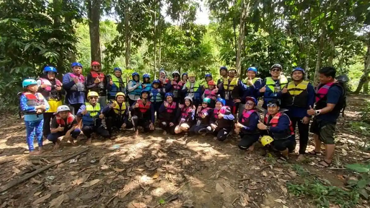 Gelar Temu Kangen di Loksado HSS, Anggota PPMI Kalsel Diajak Bamboo ...