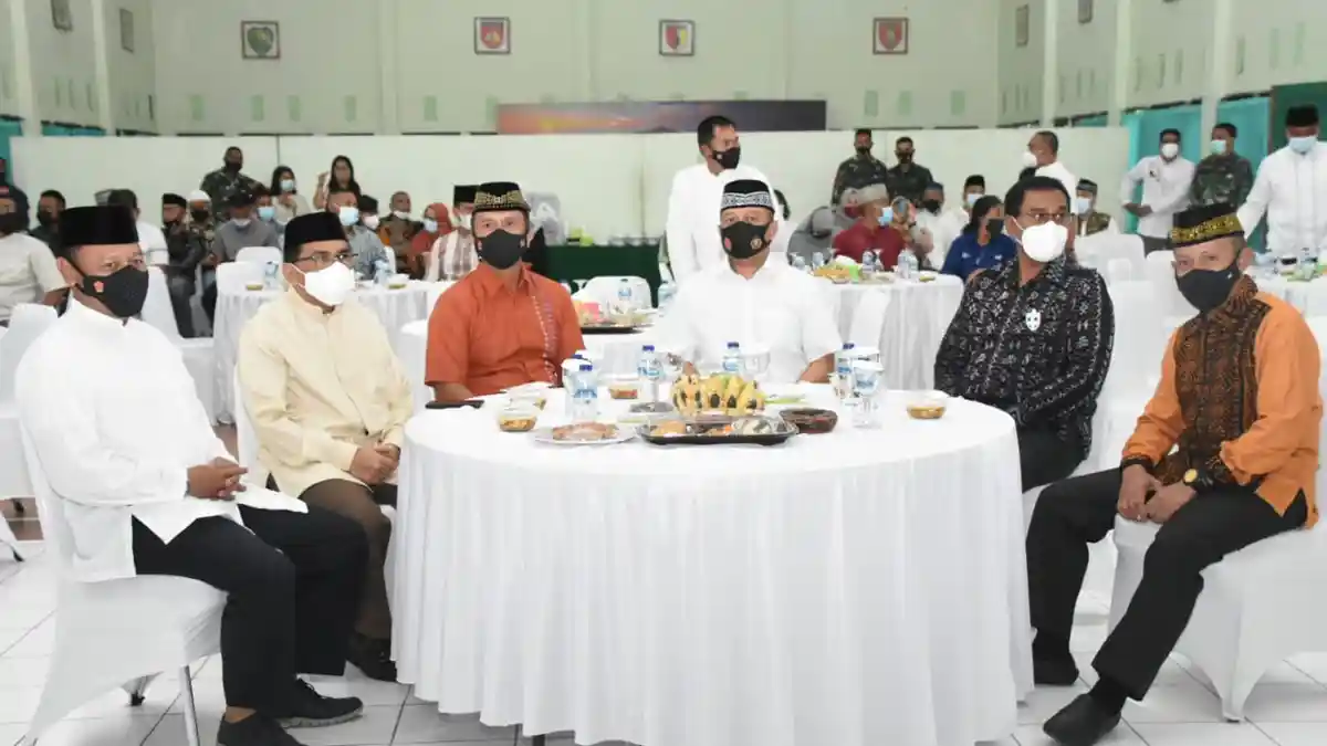 Begini Suasana Buka Puasa Bersama Korem 161/Wira Sakti Dengan Forkopimda Provinsi NTT