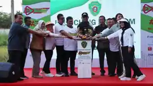 20241029_Pj-Bupati-PPU-Zainal-Arifin-meluncurkan-program-Nge-Live-Yuk.jpg