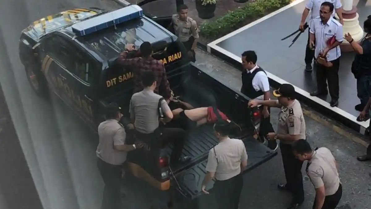 Polda Riau: Empat Penyerang Tewas Ditembak Polisi