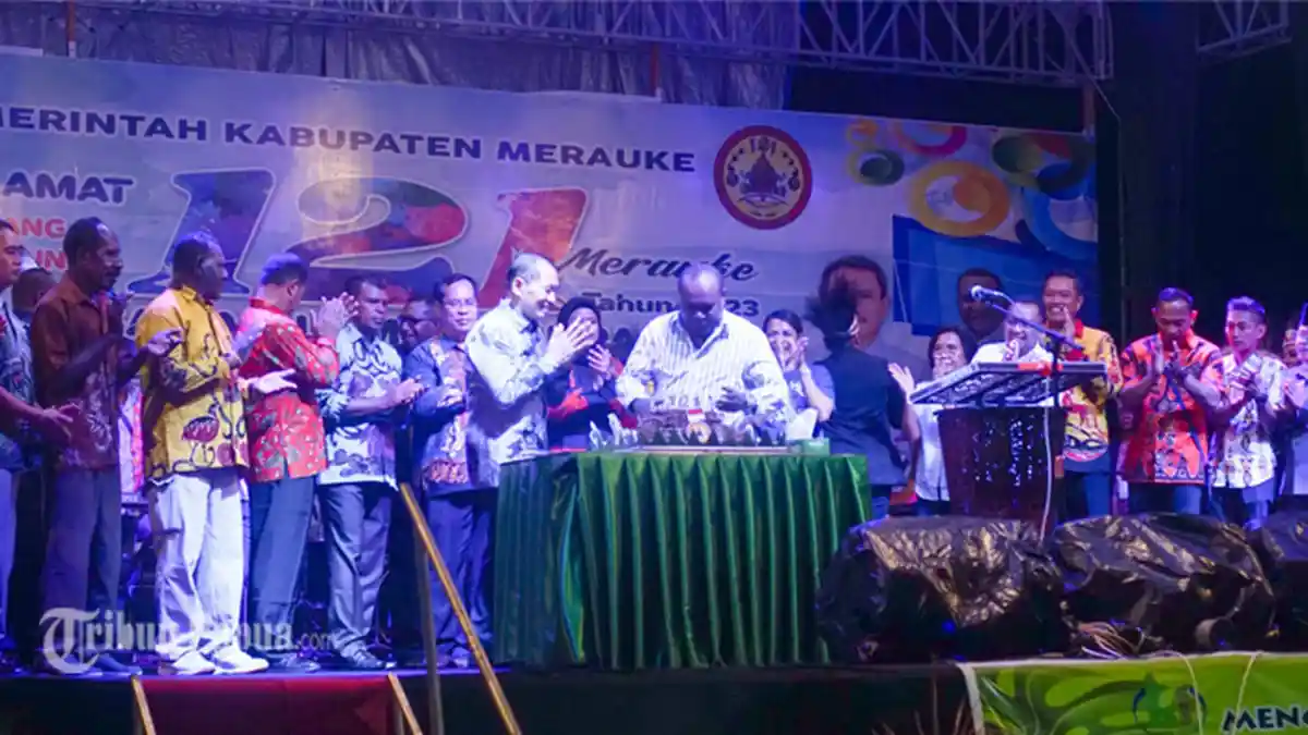 Malam Puncak HUT ke -121 Merauke, Bupati: Mari Tumbuh Bersama