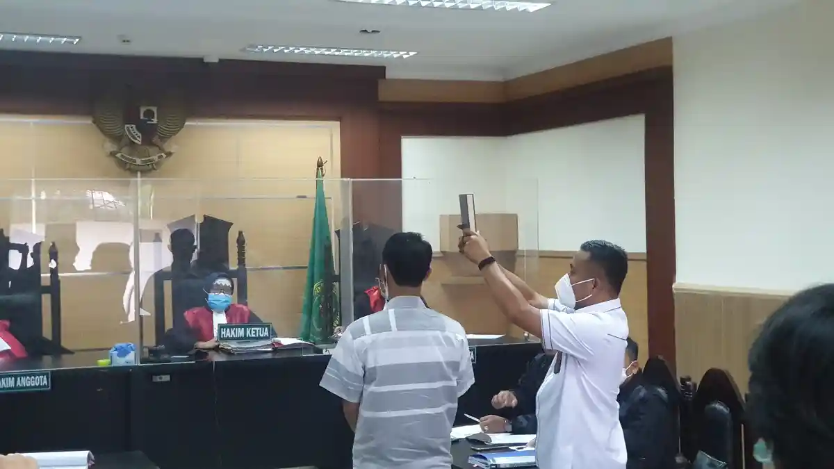 Kebakaran Tewaskan 1 Keluarga di Tangerang, Dokter Muda Ratapi Ulahnya Saat Dicaci Maki Adik Korban