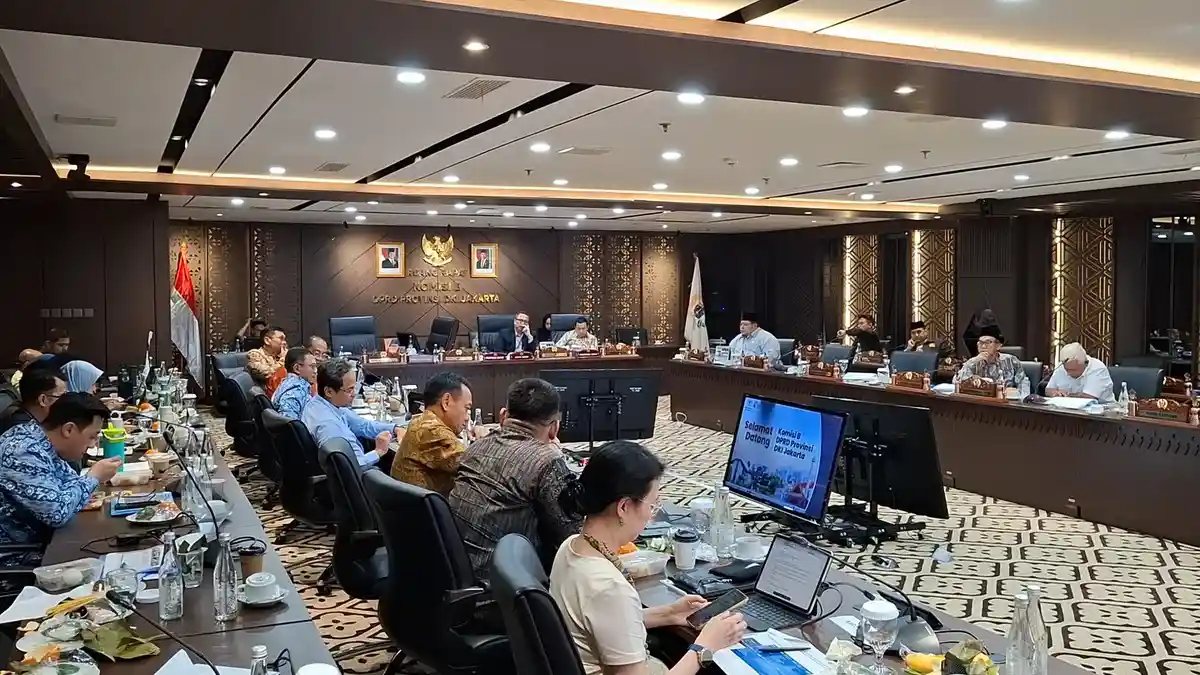 Transjakarta Hadapi “Double Pressure”, Biaya Energi Naik dan Potensi Lonjakan Penumpang