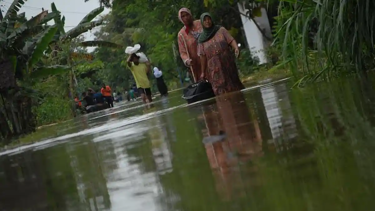 Ribuan Rumah Terendam Banjir, Warga Grobogan Diungsikan